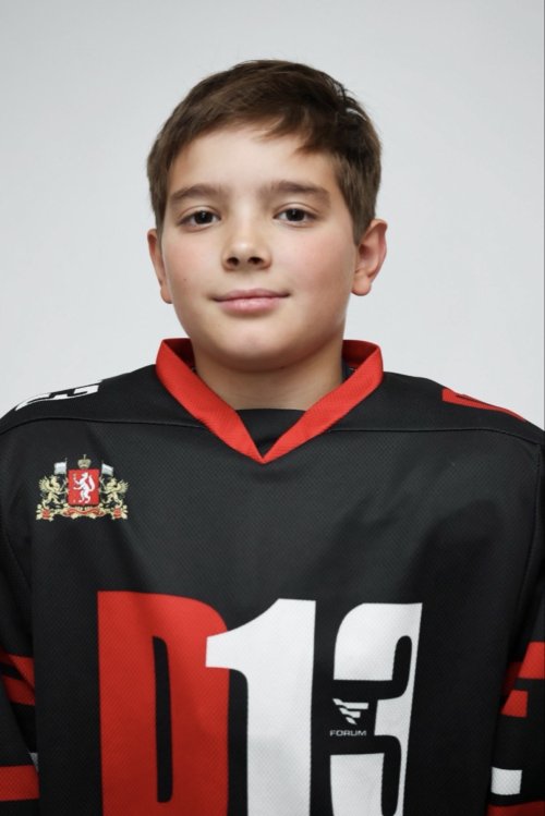 Уваров  Глеб  Ярославович