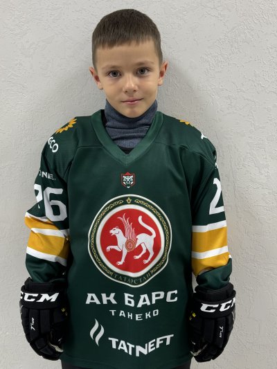 Парфишев  Артем  Андреевич