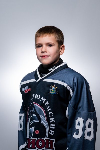 Канцелярист  Дмитрий  Дмитриевич