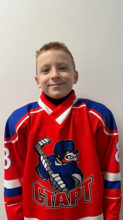 Жданов  Ильяс  Вячеславович