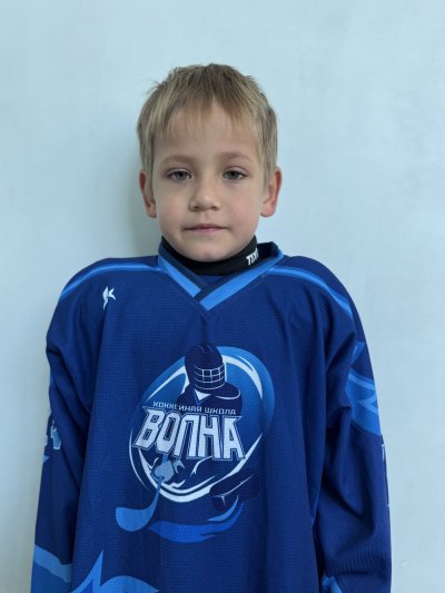 Николаев  Роман  Дмитриевич