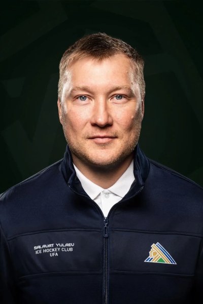 Рафиков  Динар  Радикович